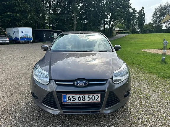 Ford Focus 2014 photo 2