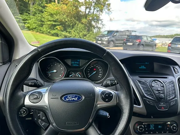 Ford Focus 2014 photo 5