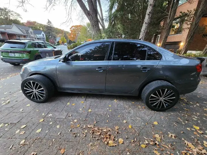 Volkswagen Jetta 2014 photo 2