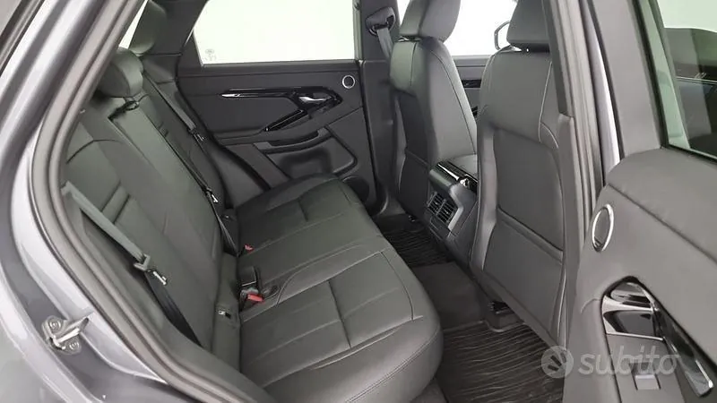 Land Rover Range Rover Evoque 2025 photo 5