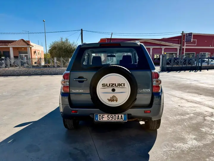 Suzuki Grand Vitara 2007 photo 4