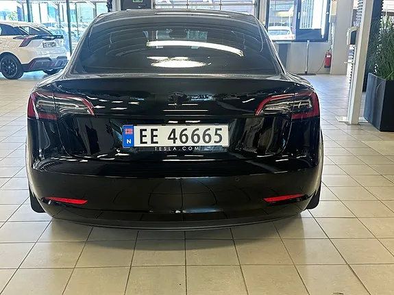 Tesla Model 3 2022 photo 5