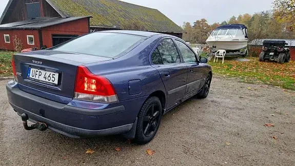 Volvo S60 2004 photo 2