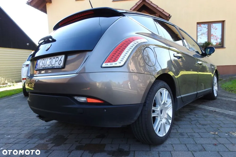 Lancia Delta 2010 photo 5