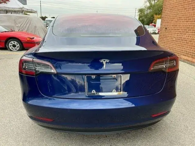 Tesla Model 3 2018 photo 4