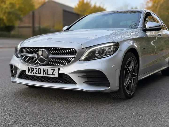 Mercedes-Benz C-Class 2020 photo 3
