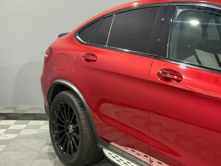 Mercedes-Benz Glc 2018 photo 4
