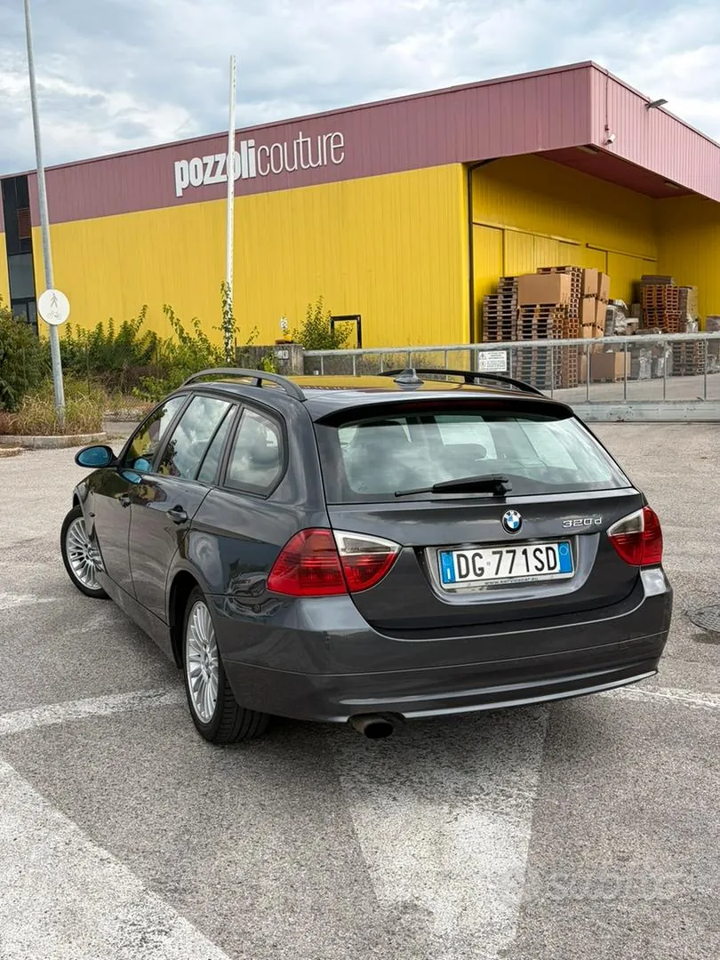 BMW 3 Series 2007 photo 3