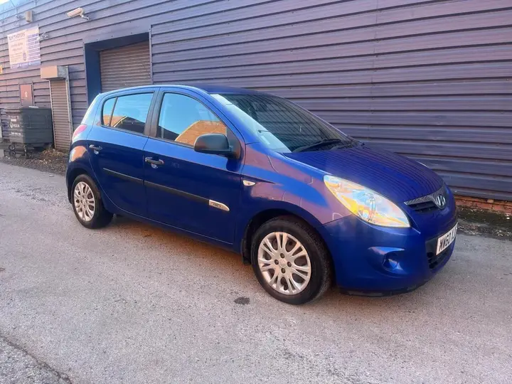 Hyundai I20