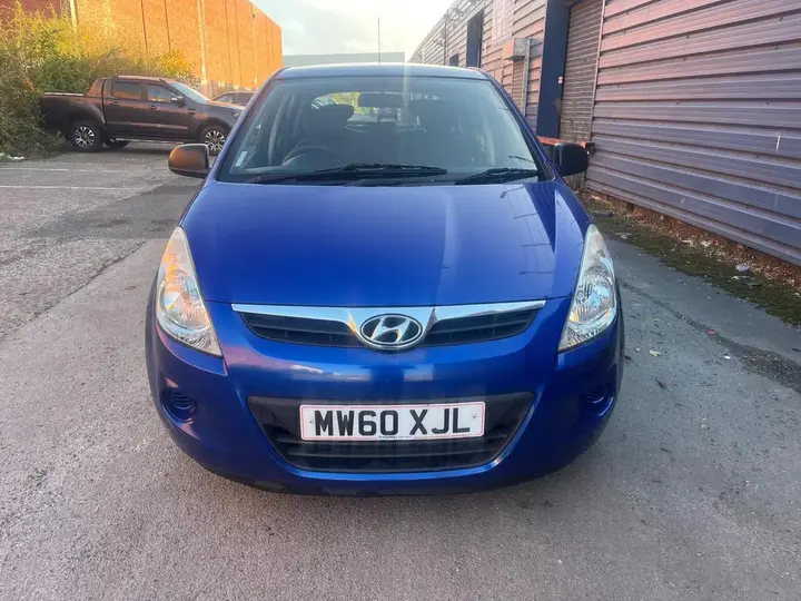 Hyundai I20 2011 photo 3