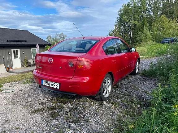 Mazda 3 2004 photo 4