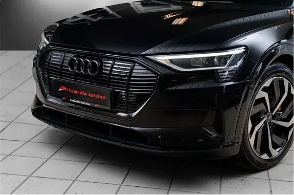 Audi E-Tron 2021 photo 2