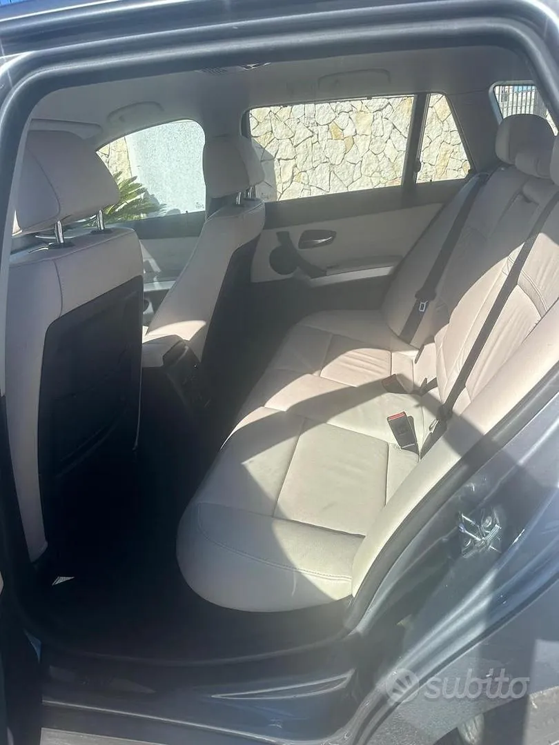 BMW 3 Series 2008 photo 4