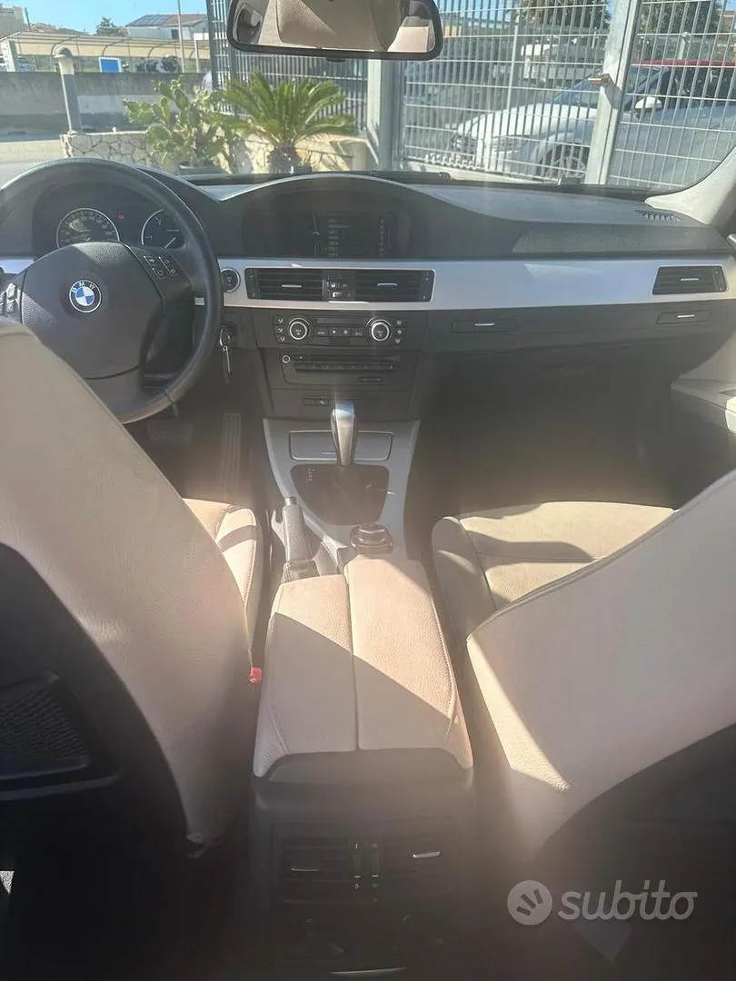 BMW 3 Series 2008 photo 2