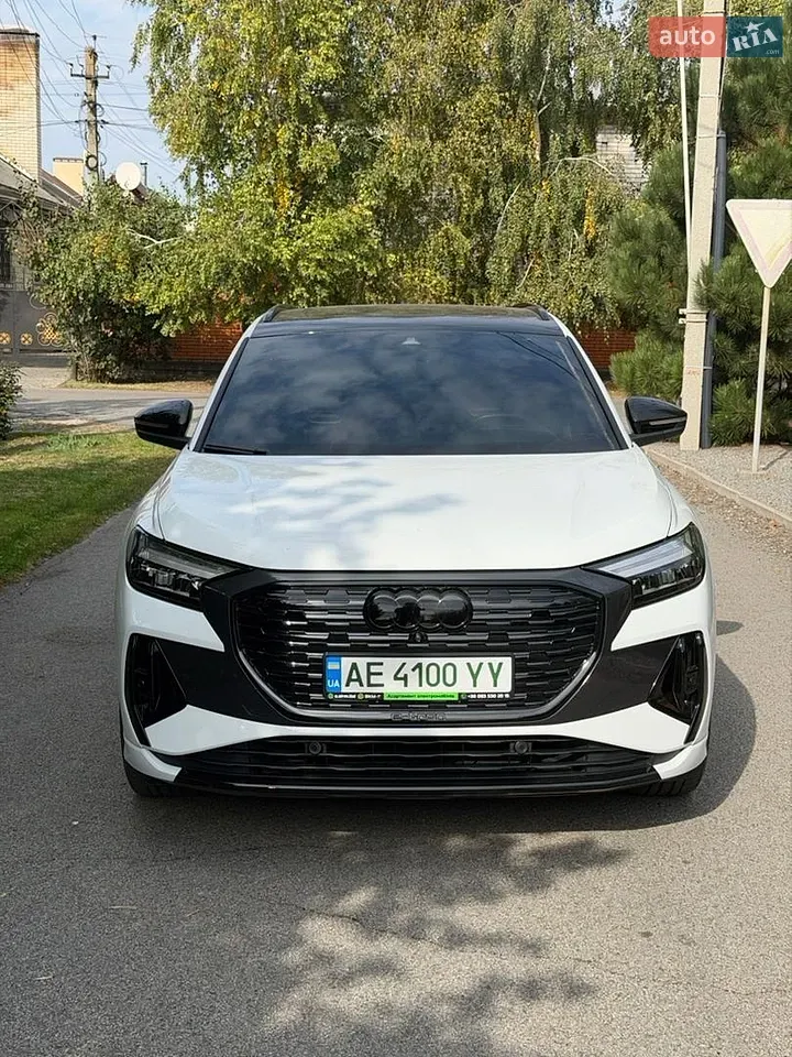 Audi Q4 E-Tron 2023 photo 3