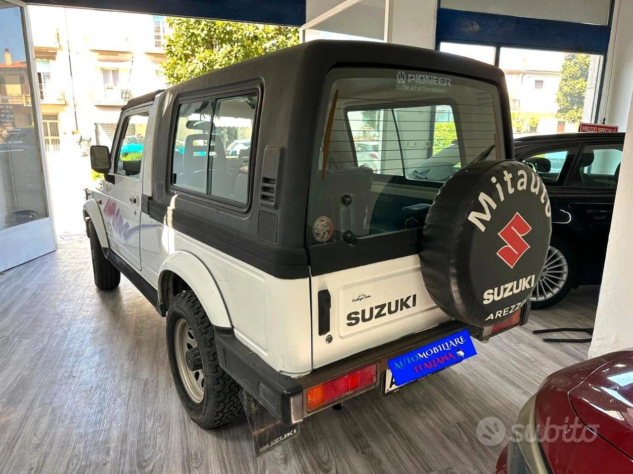 Suzuki Samurai 1993 photo 3
