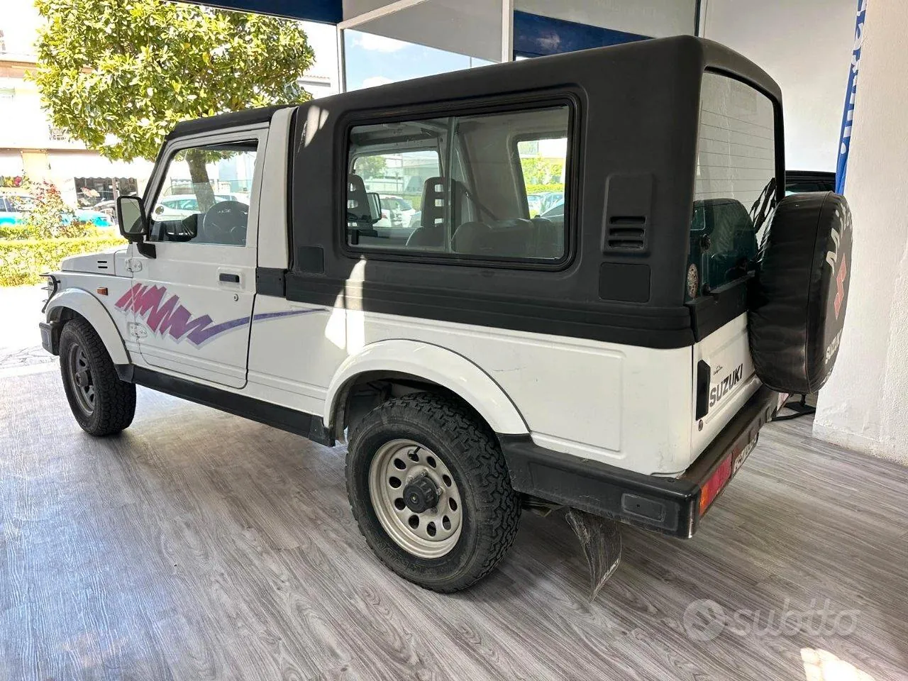 Suzuki Samurai 1993 photo 5