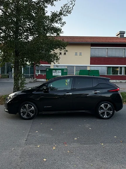 Nissan Leaf 2018 photo 5