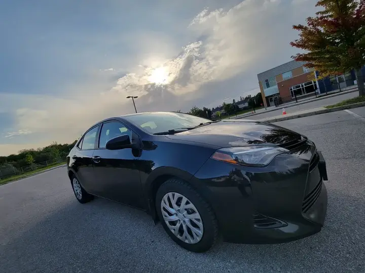 Toyota Corolla 2018 photo 3