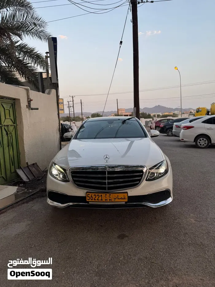 Mercedes-Benz E-Class 2017 photo 3