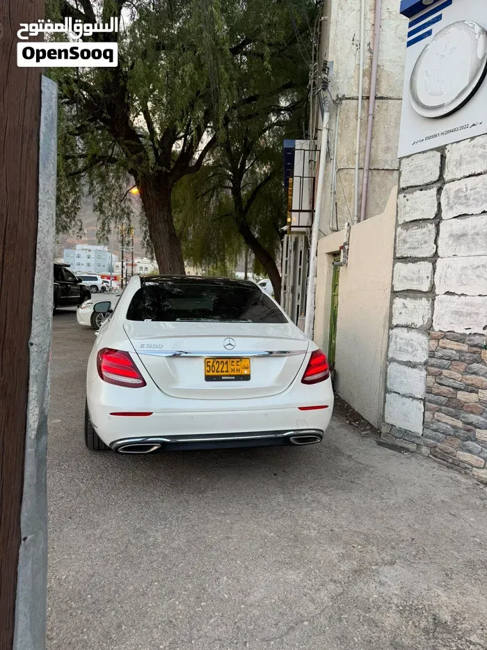 Mercedes-Benz E-Class 2017 photo 4