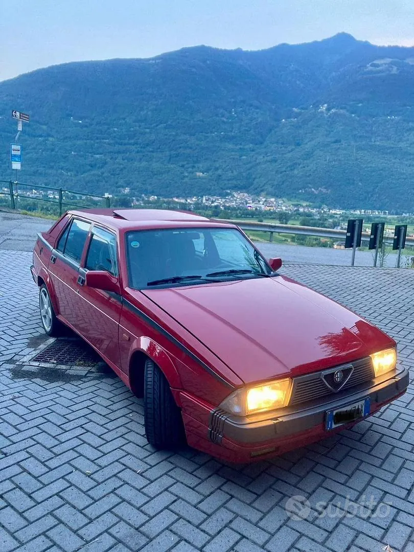 Alfa Romeo 75 1989 photo 2