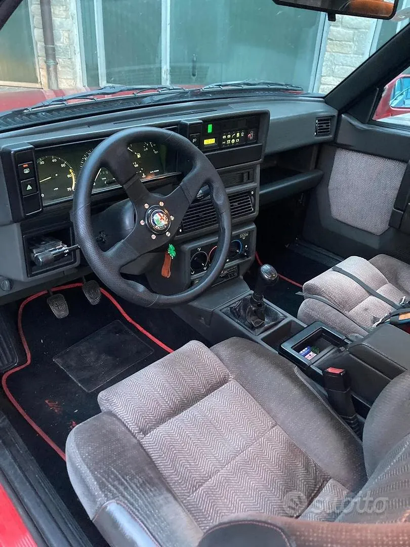 Alfa Romeo 75 1989 photo 5