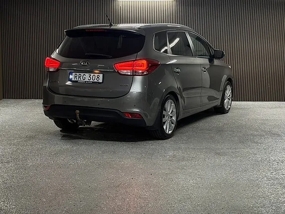 Kia Carens 2015 photo 4