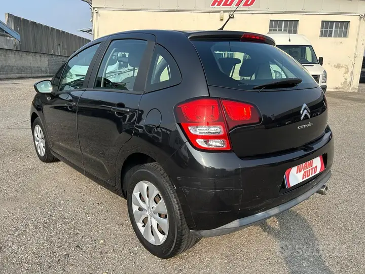 Citroen C3 2011 photo 2