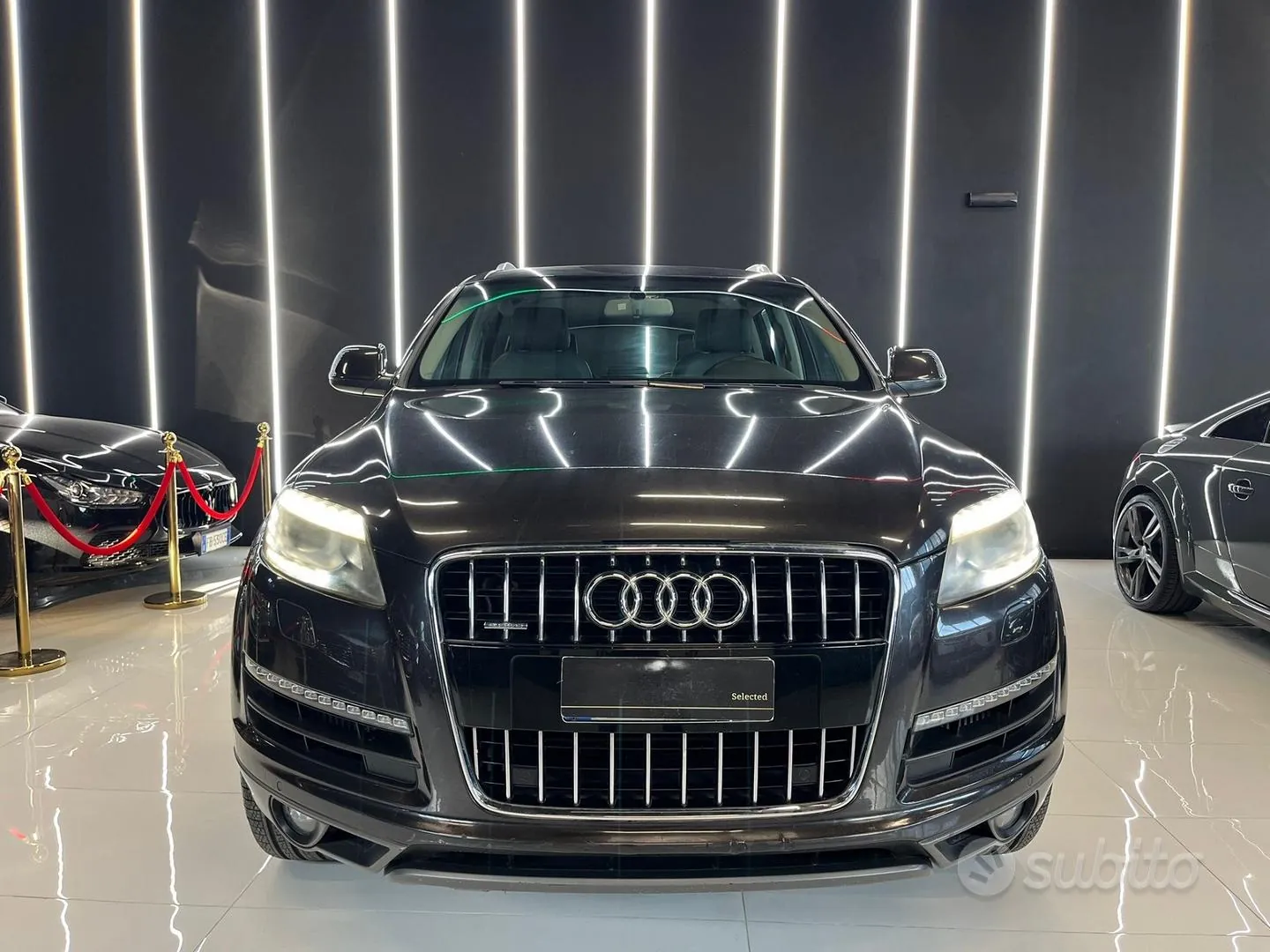 Audi Q7 2012 photo 2