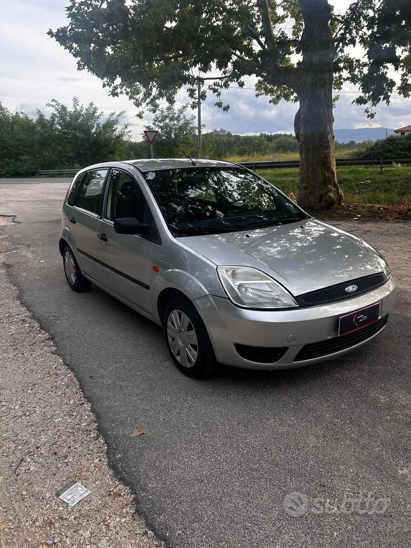 Ford Fiesta 2006 photo 3