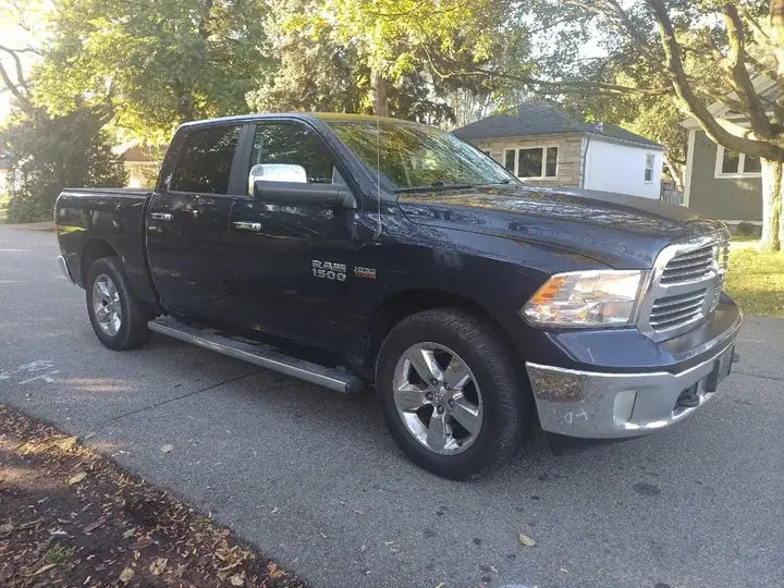 Dodge Ram 1500 2014 photo 2