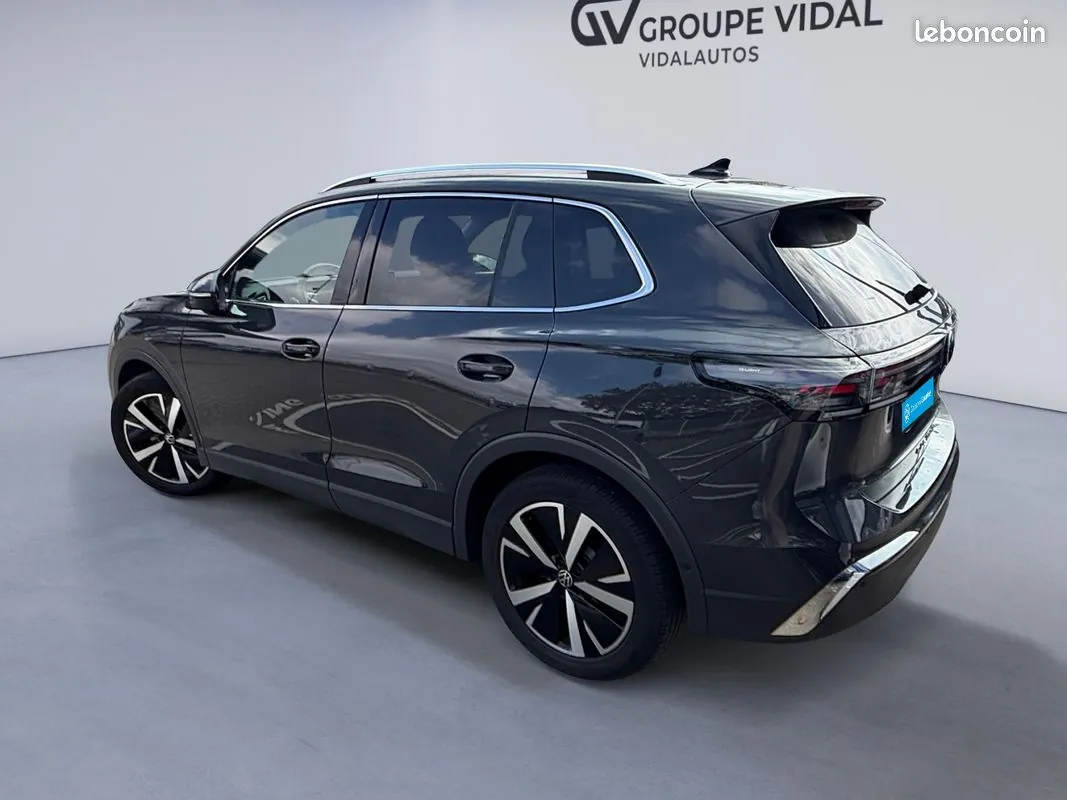 Volkswagen Tiguan 2024 photo 3