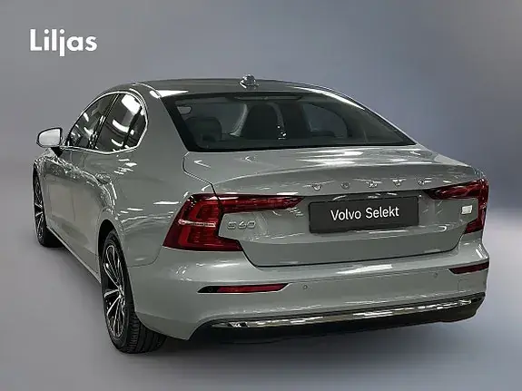 Volvo S60 2024 photo 5