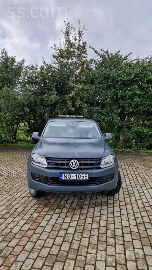 Volkswagen Amarok 2012 photo 2
