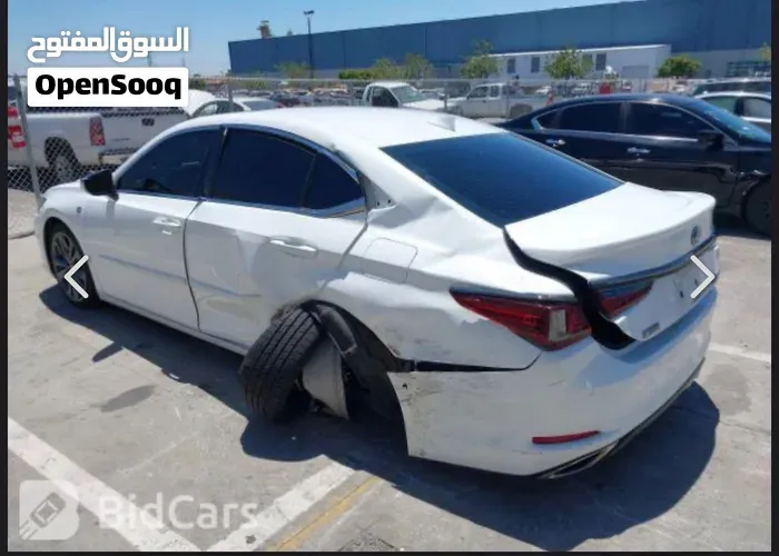 Lexus Es 350 2019 photo 2