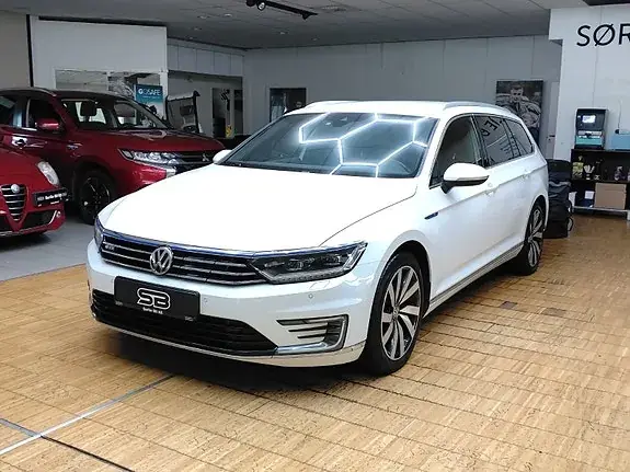 Volkswagen Passat 2018 photo 3