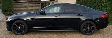 Jaguar Xf 2019 photo 4