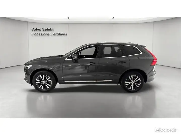 Volvo Xc60 2023 photo 2