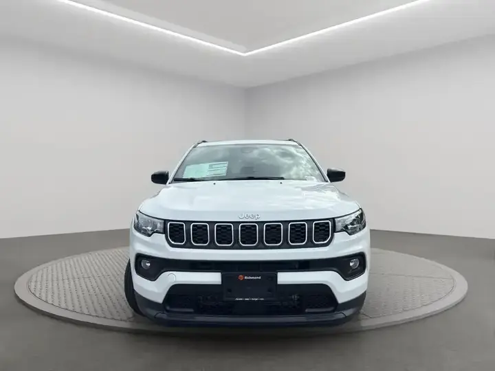 Jeep Compass 2026 photo 2