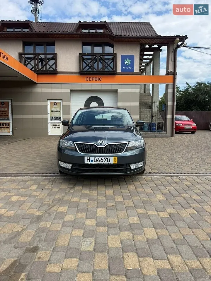 Skoda Rapid 2016 photo 2