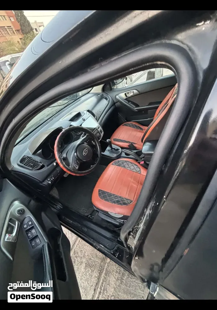 Kia K4 2008 photo 4