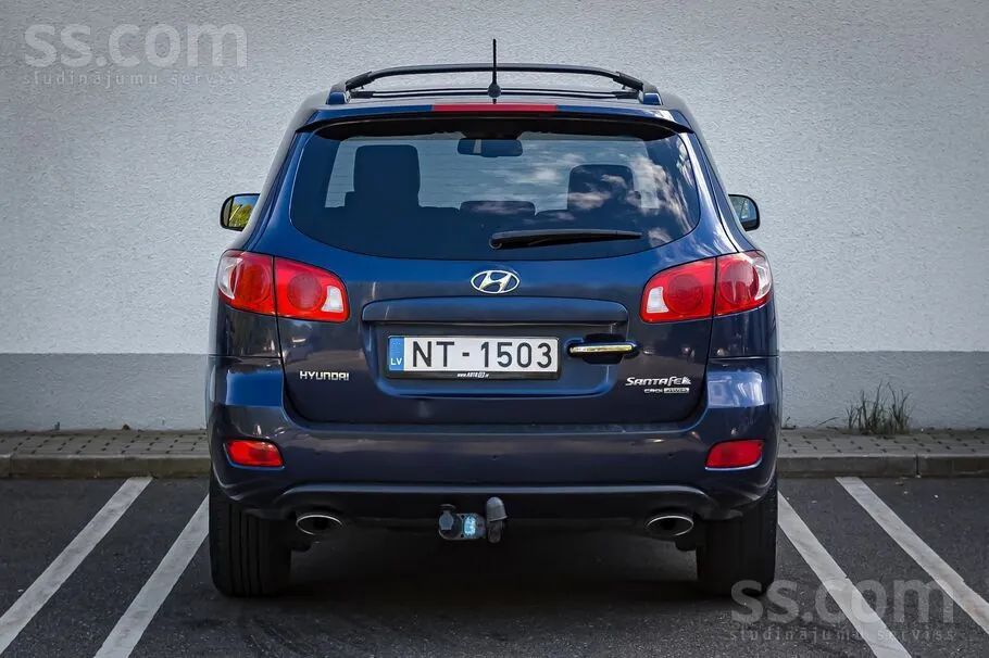 Hyundai Santa Fe 2010 photo 5
