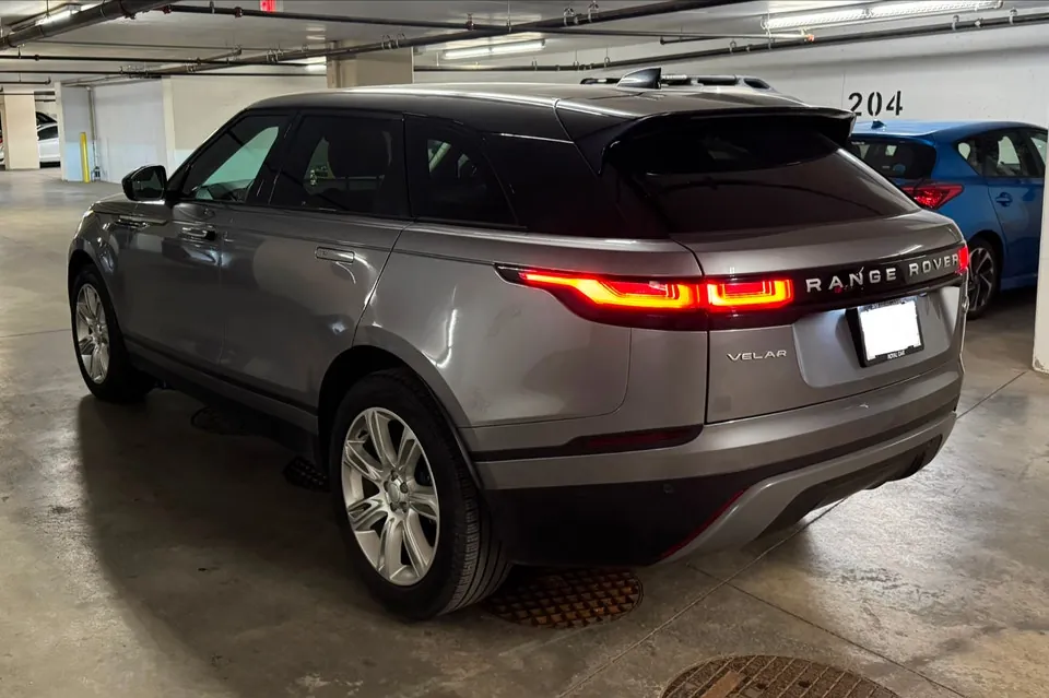 Land Rover Range Rover Velar 2022 photo 4