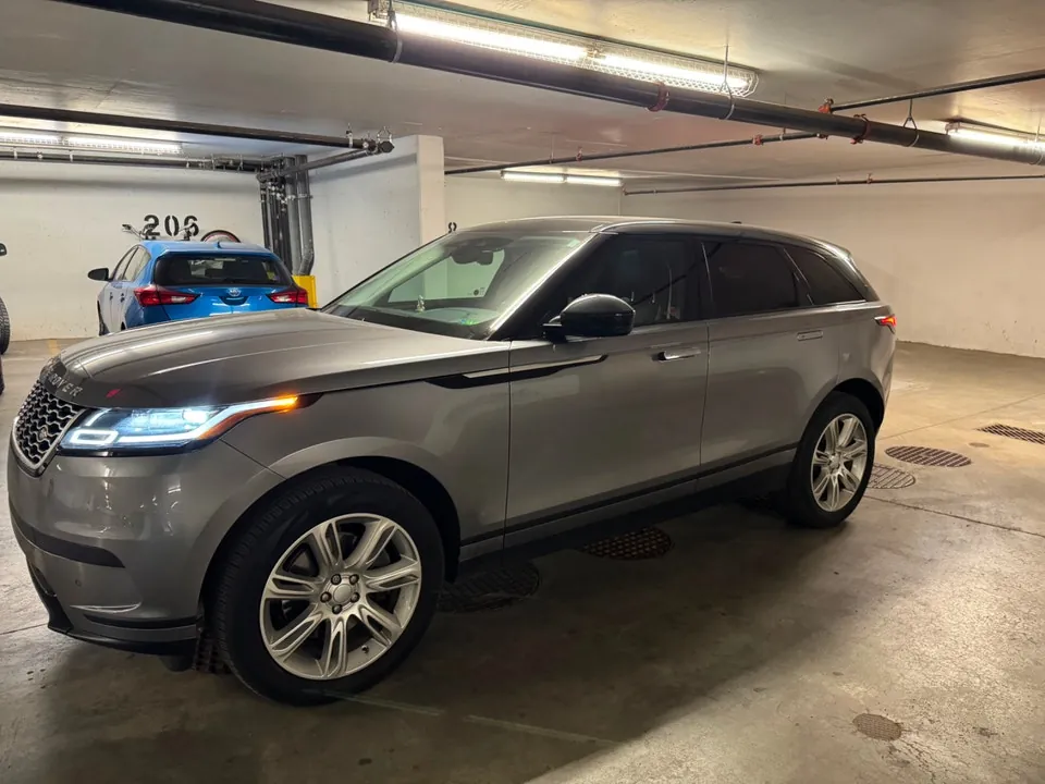 Land Rover Range Rover Velar 2022 photo 3
