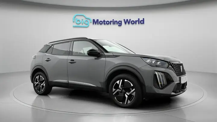 Peugeot 2008 2023 photo 4