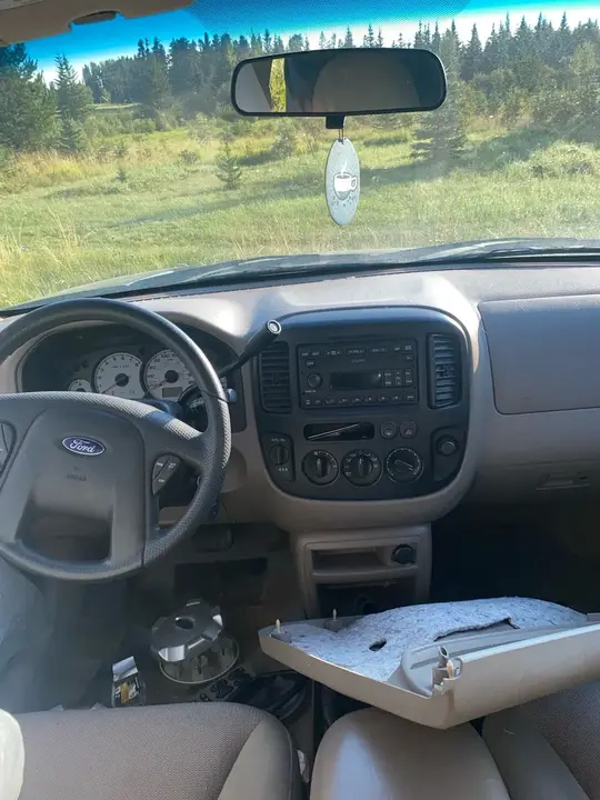 Ford Escape 2002 photo 3