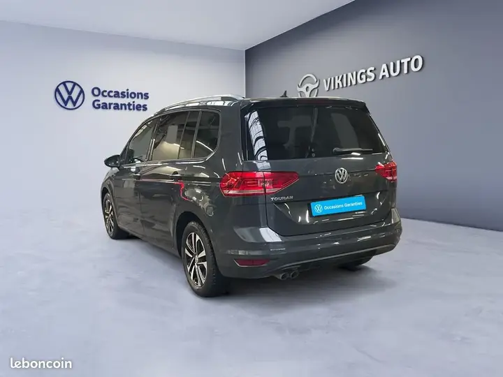 Volkswagen Touran 2020 photo 3