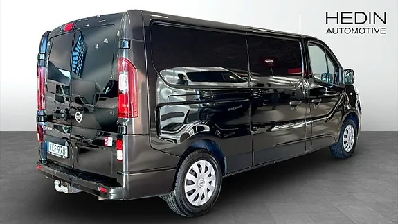 Nissan Nv300 2021 photo 2