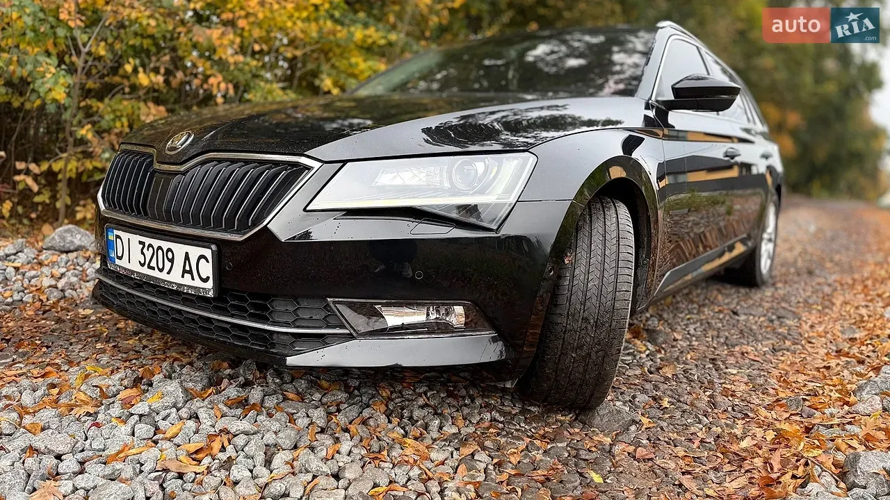 Skoda Superb 2017 photo 3